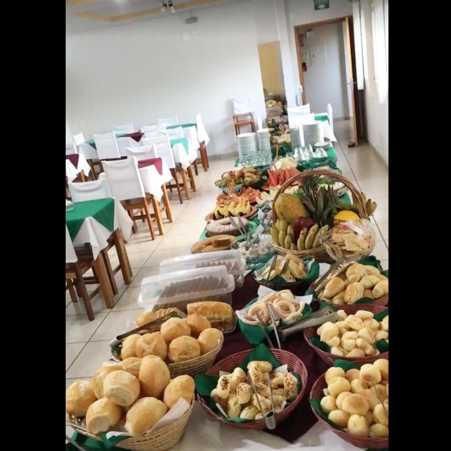 Flip Palace Hotel Buriti Alegre Екстер'єр фото